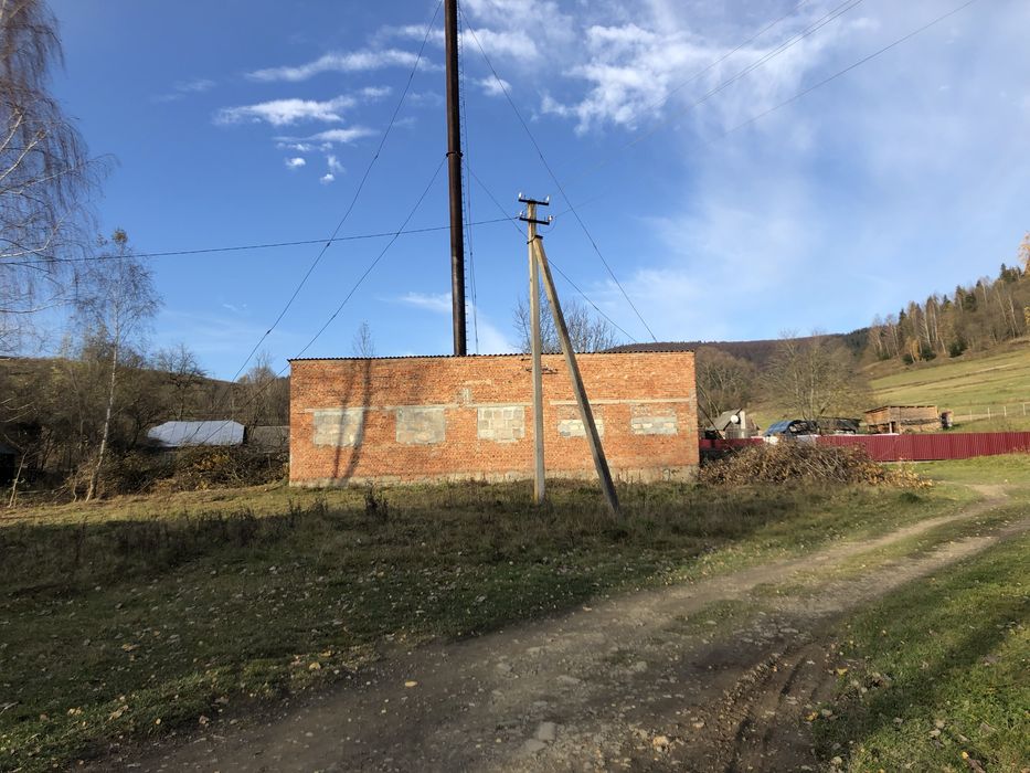 Продам комерційне привіщення 2 будівлі