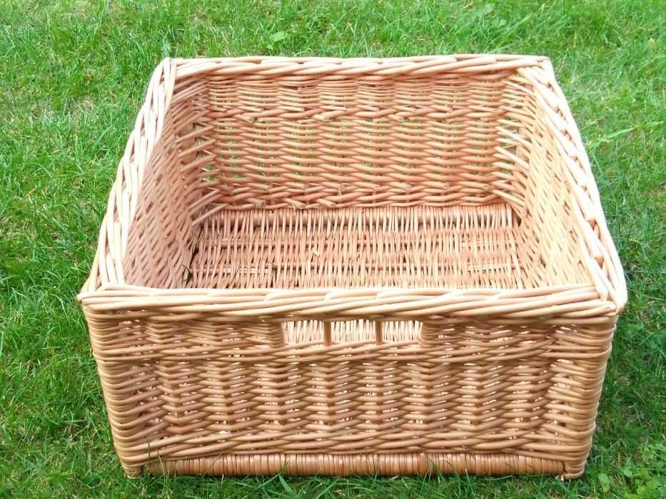 Szuflady skrzynki wiklinowe, różne wymiary.