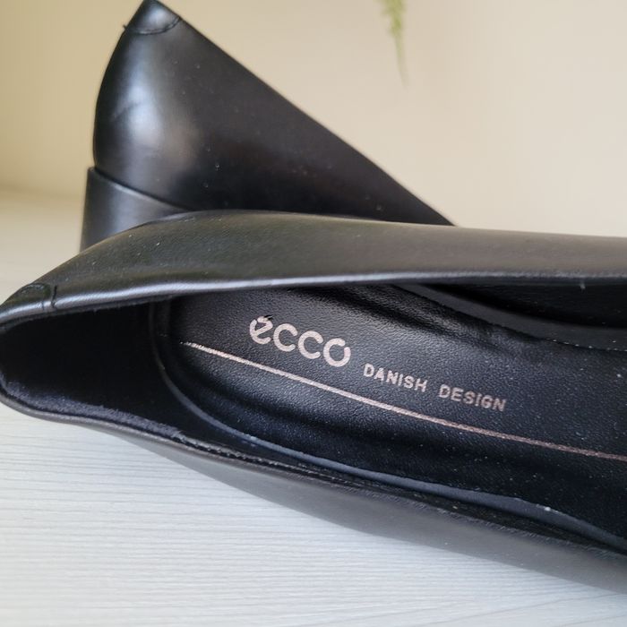 Туфлі шкіряні Оригінал Ecco рр.37