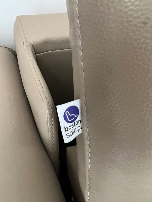 Skórzany narożnik Bostonsofa Milano elektrycznie rozkładany Nowy