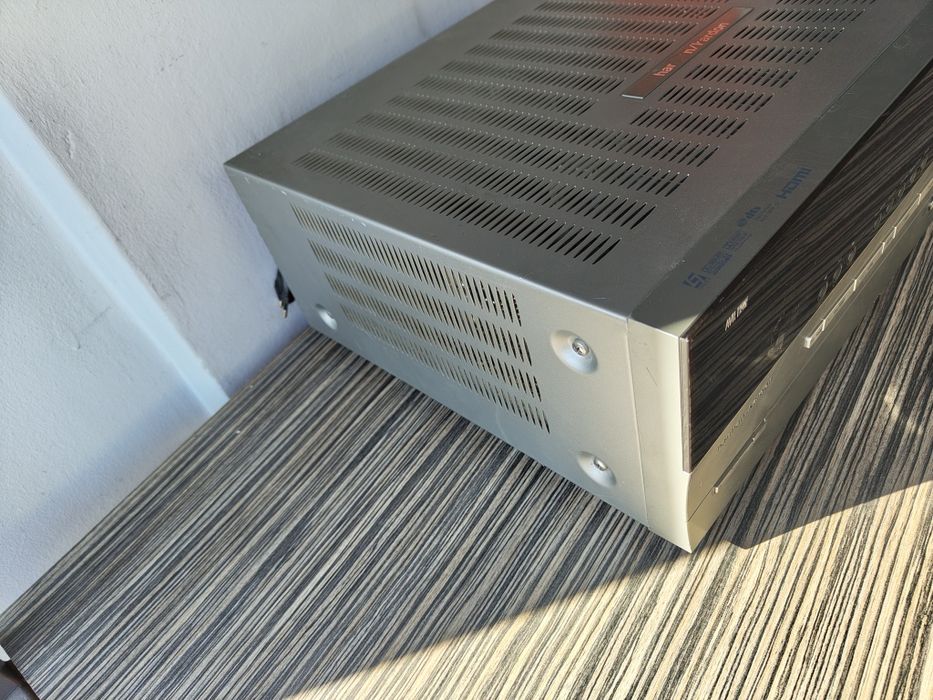 Harman Kardon AVR 245 amplituner