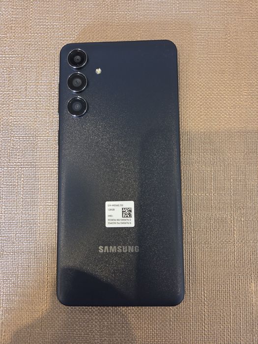 Samsung Galaxy M55 5G - na gwarancji .