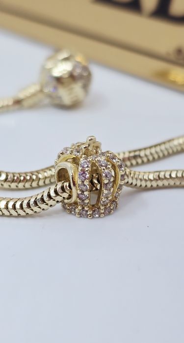 Złoty charms korona próba 585 14k