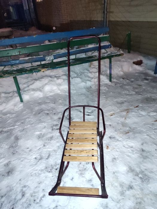 Санки с родительской ручкой