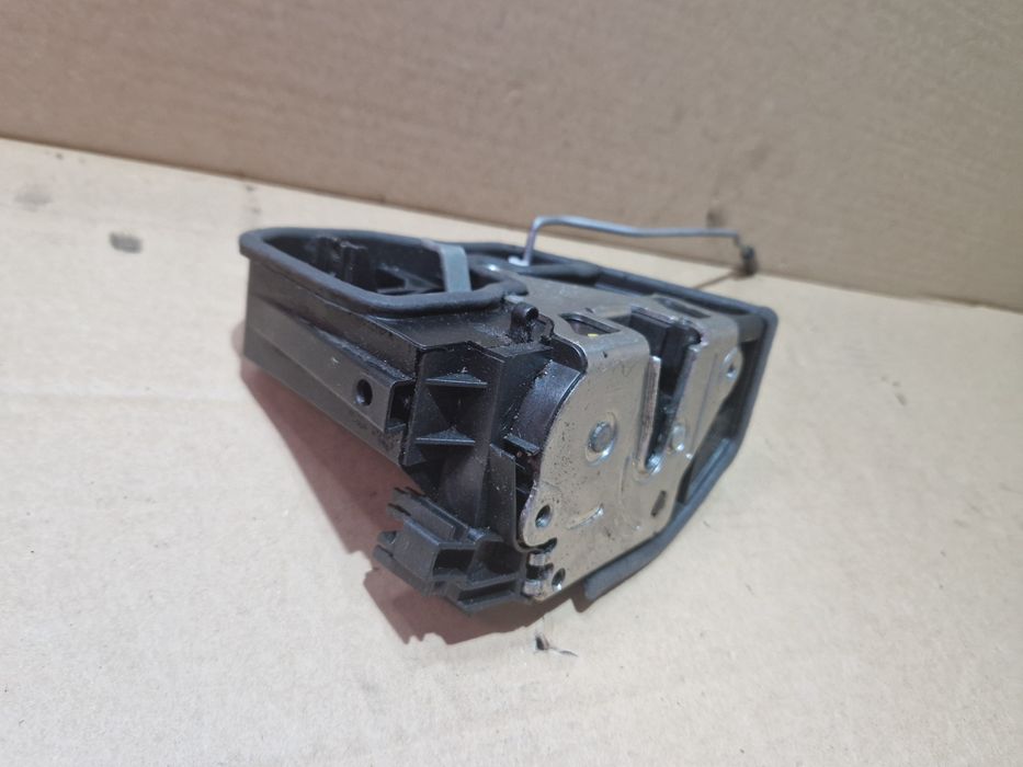 Zamek drzwi prawy tył tylny BMW E60 E61 E87 E90 E91 7 pinów