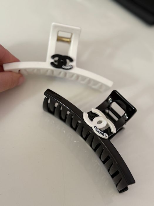 CHANEL Spinki Klamry