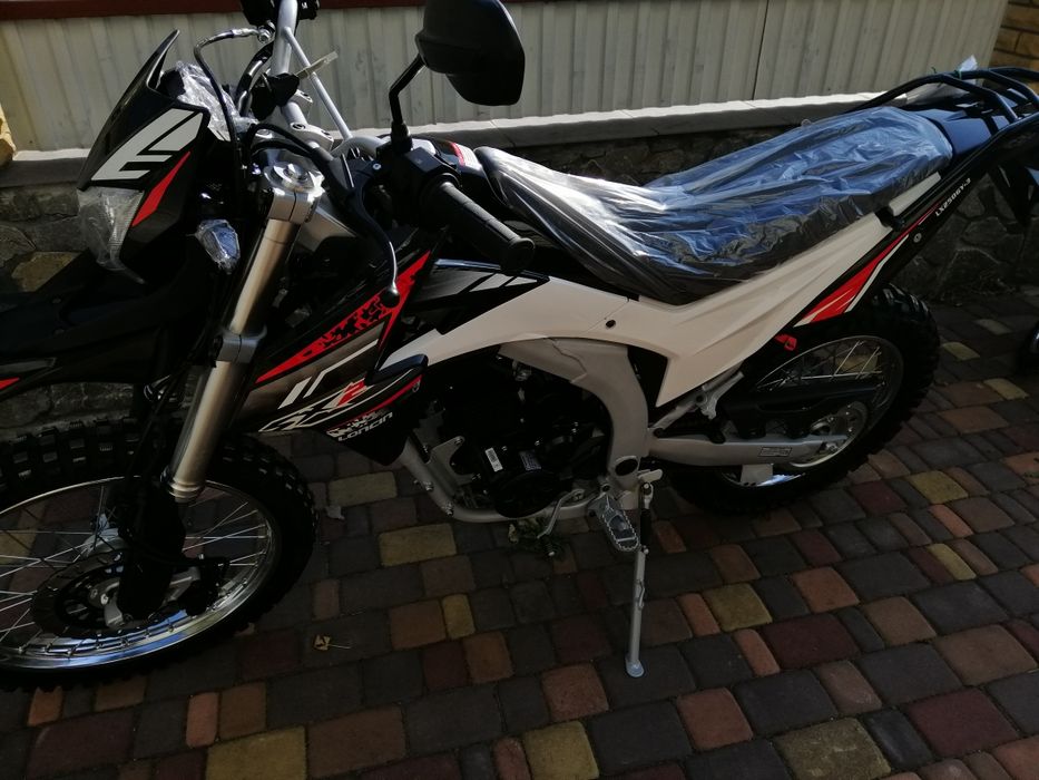 Мотоцикл ендуро крос Lonsin Pruss 200 см3