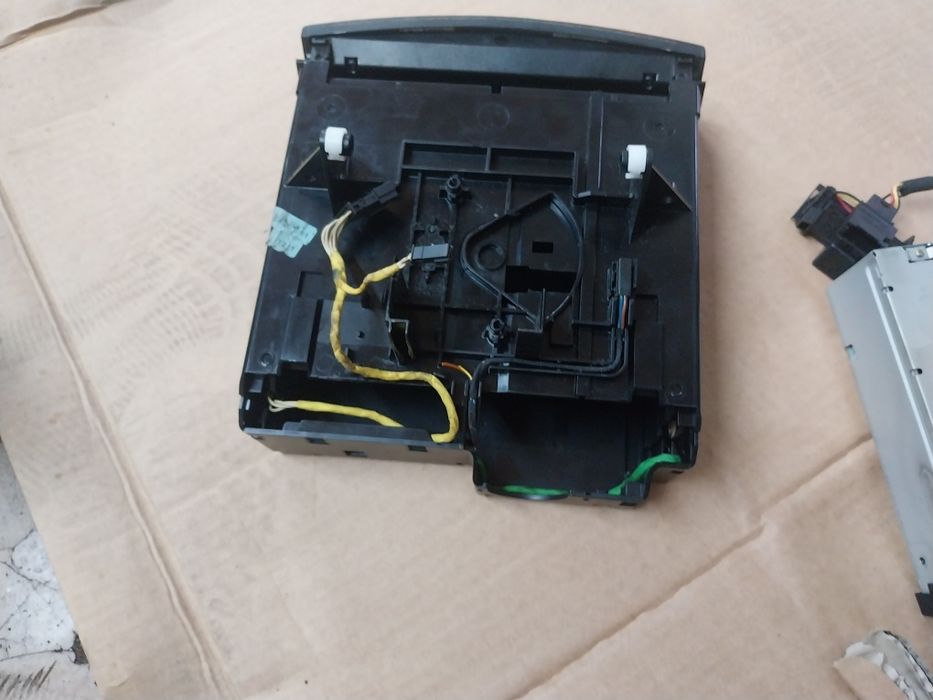Mercedes w211 E klasa panel sterowania  zmieniarka CD kaseta komplet
