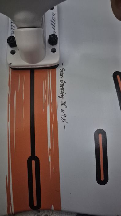 Surfskate Miller Air Rocket – Excelent⁰e Estado
Vendo surfskate Miller