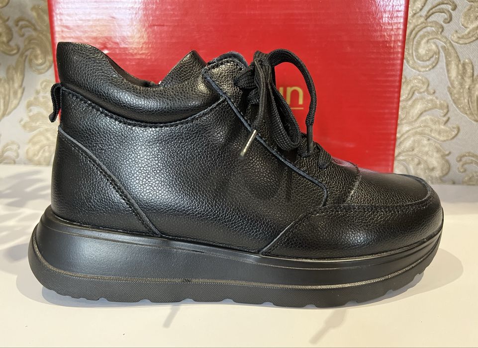 Ботинки жіночі шкіряні демисезонні