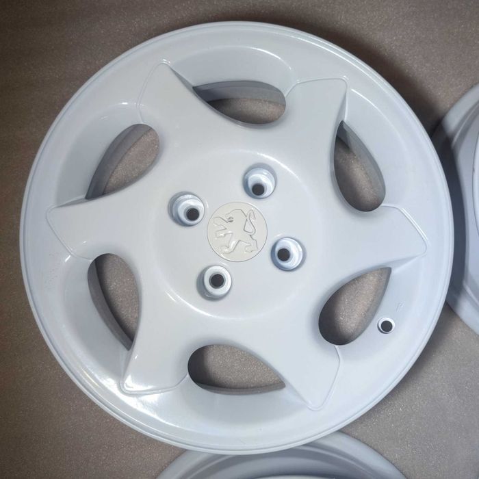 4 Jantes 15" Peugeot (COMO NOVAS)