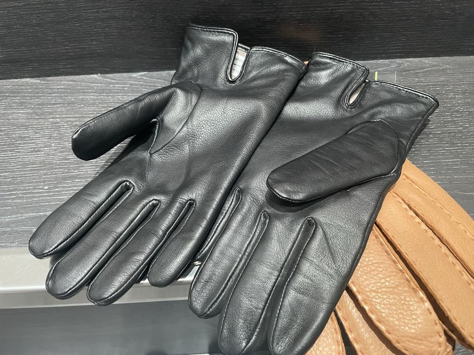 Luvas em Pele com pêlo tamanho M unisexo NOVAS!!!