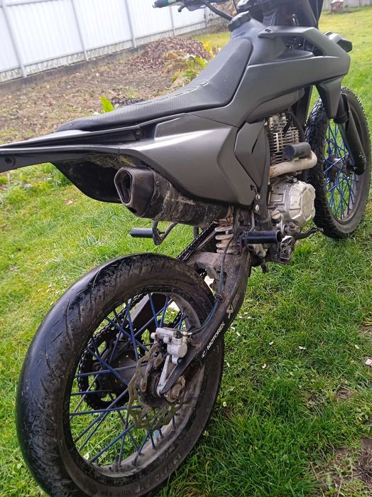 Продам мотоцикл  в нормальному стані