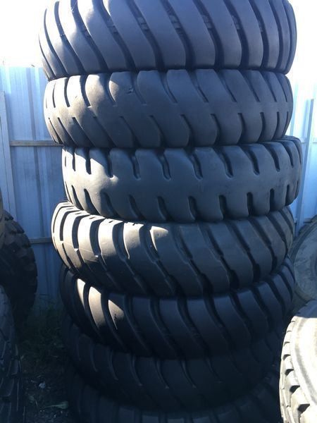 Opona 14.00r24 BKT