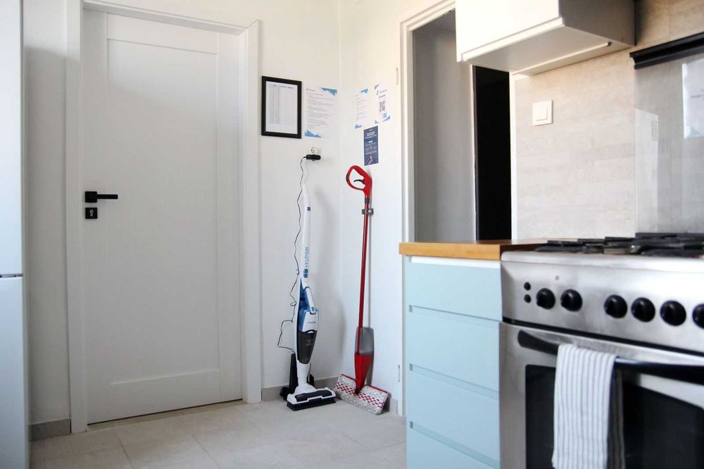 Room for rent [M2 Stadion] // Pokój do wynajęcia M2