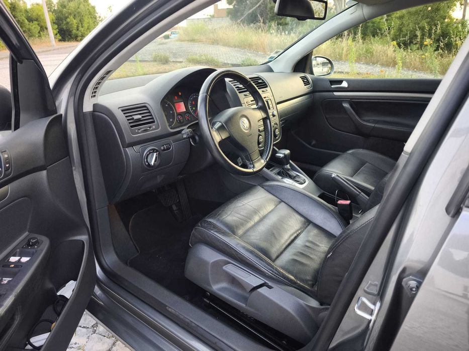 Volkswagen Golf V 1.9 TDI DSG – 2006