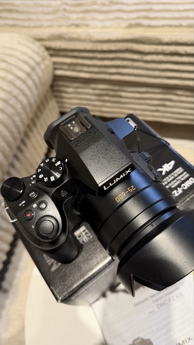 Panasonic Lumix FZ300 aparat 4K