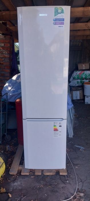 Холодильник beko