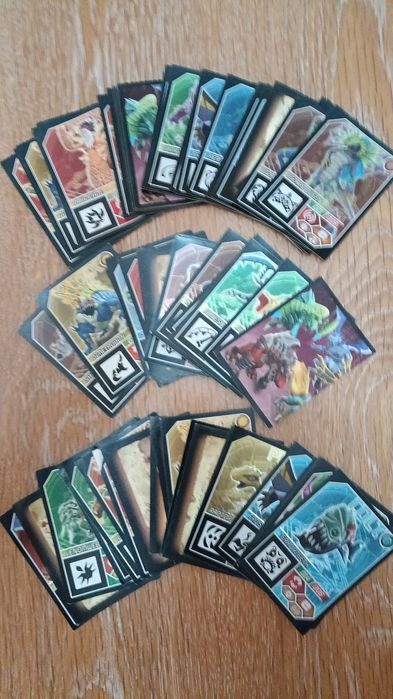 Cromos Invizimals "evolution"