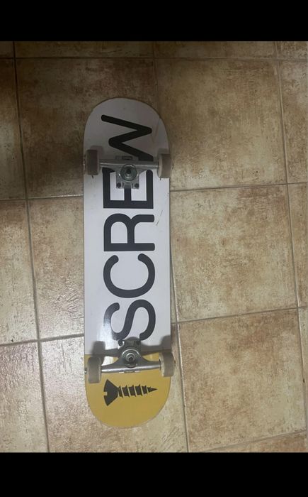 Skate Screw branco