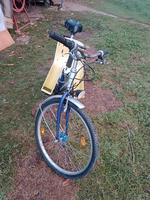 Велосипед з Європи з дитячим кріслом