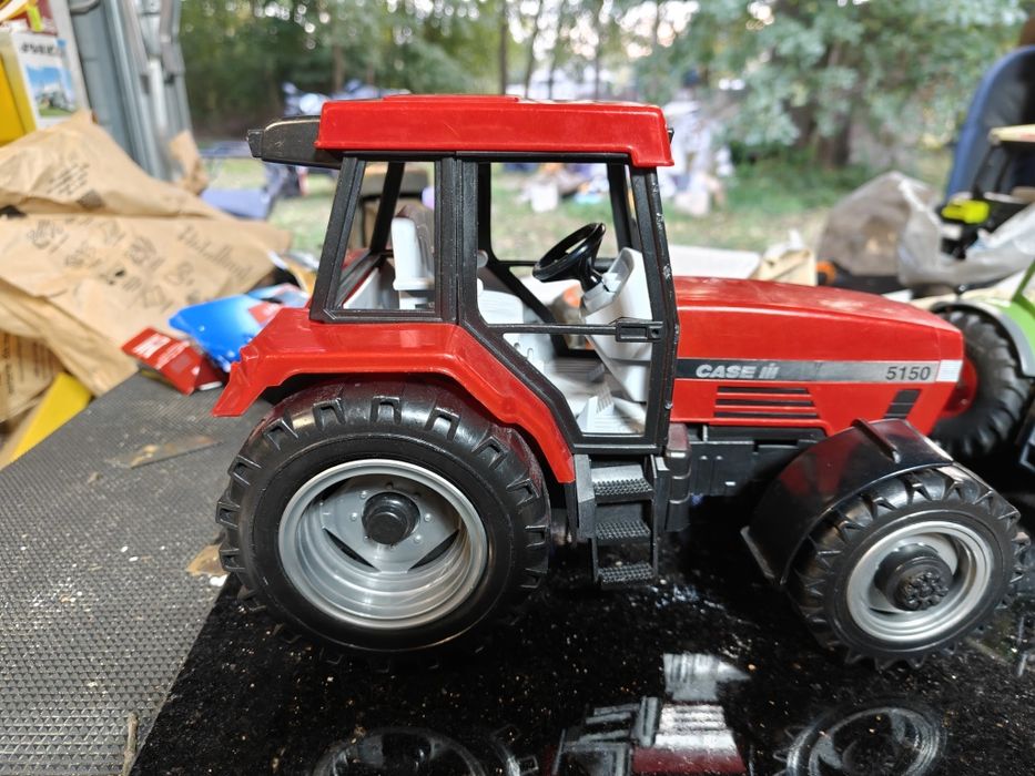 Bruder traktor case