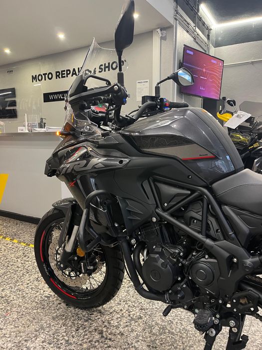 Benelli TRK 502 X de 2025 Moto nova (Apenas 129 Kms)