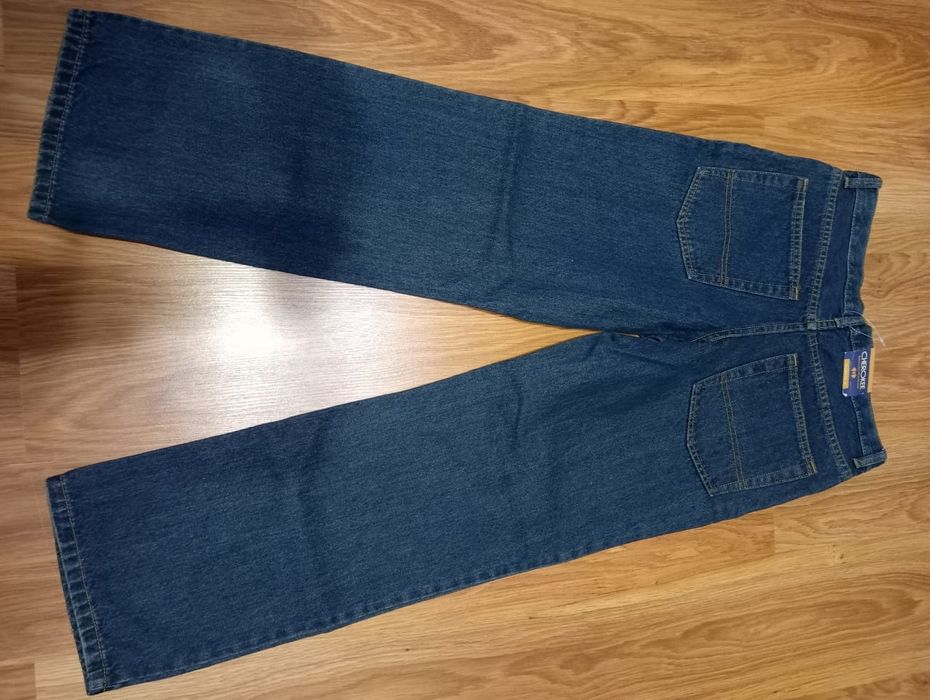 Продам новые джинсы Cherokee