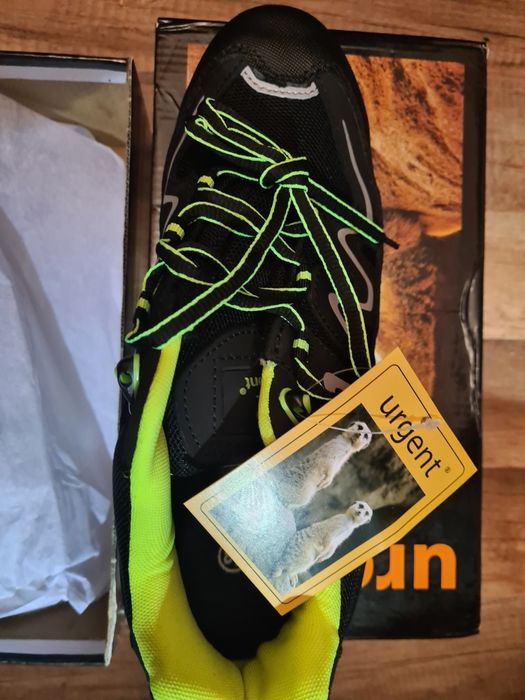 Buty robocze z czubkiem metalowym