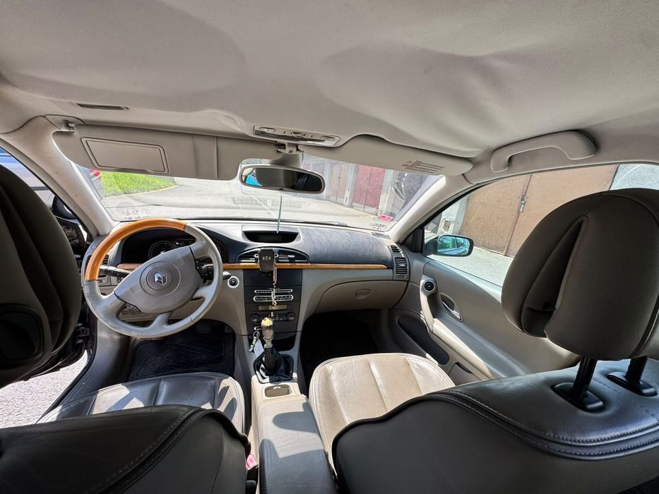 Renault Laguna 2 lif