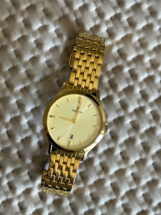 Relógio Festina Dourado