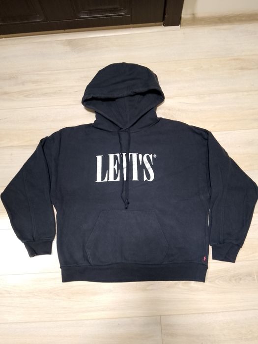 *Женская толстовка*