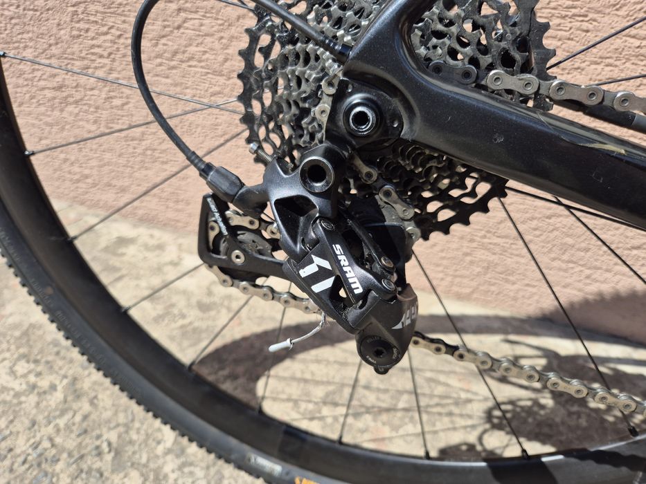 Rower przełajowy / gravel Giant TCX, full carbon, Sram Apex