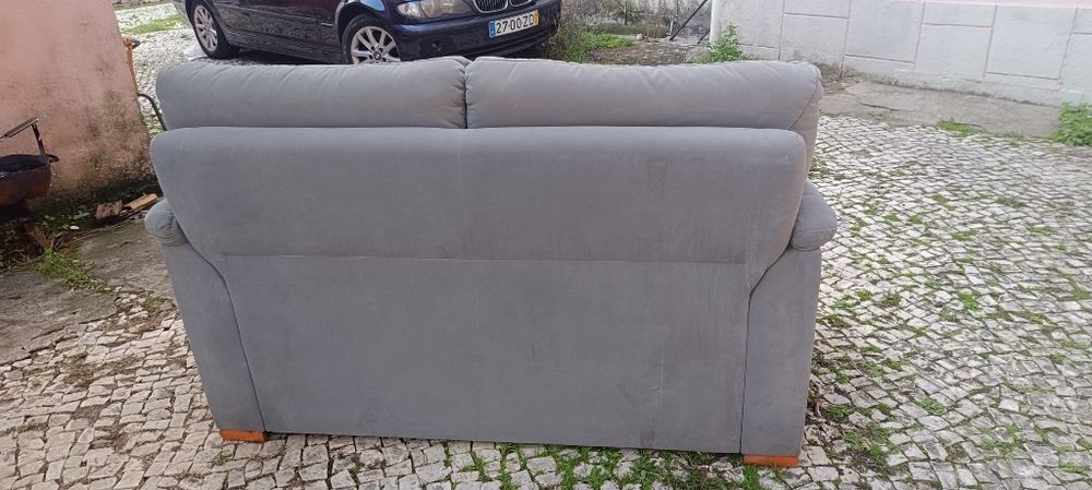 Vendo sofá como novo com um defeito