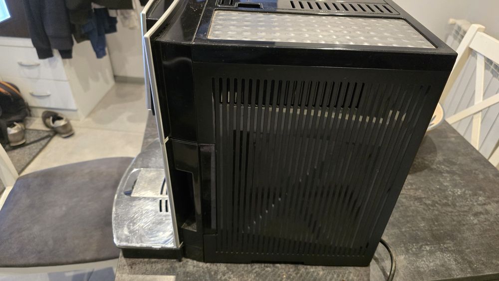 Ekspres do kawy delonghi perfecta