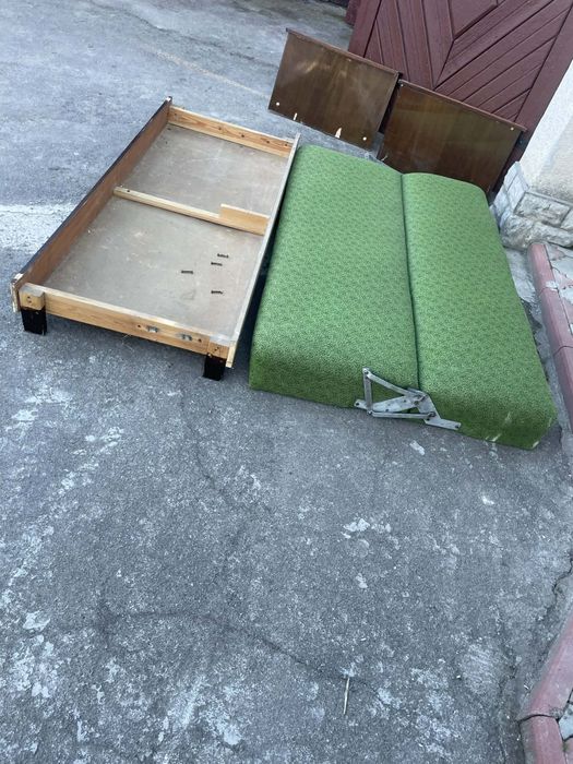 Продам диван в хорошому стані