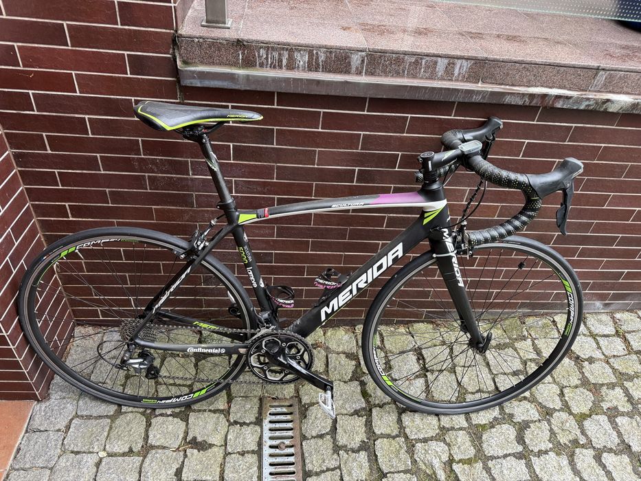 Rower szosowy Merida Scultura lampre