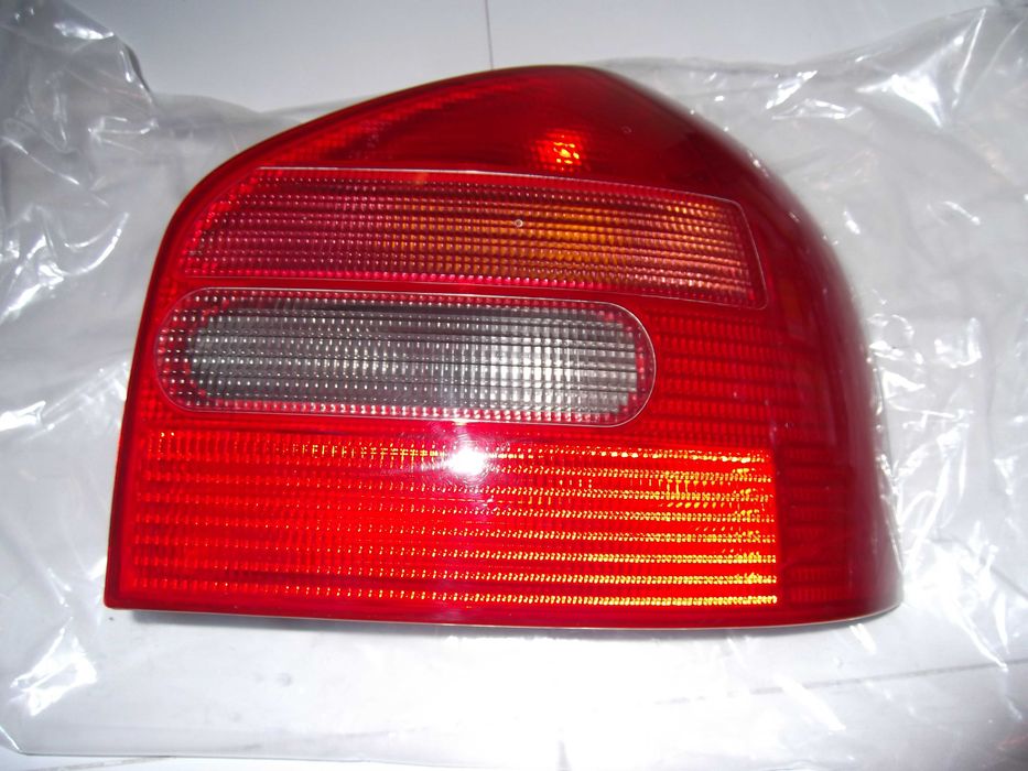 audi A3 farolim traseiro direito