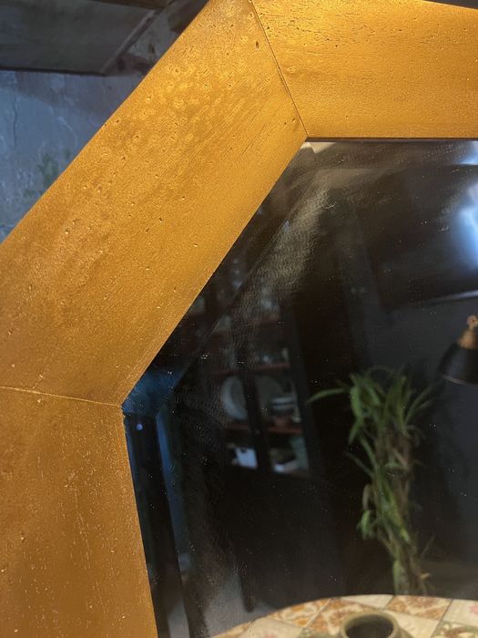Espelho Vintage Moldura Madeira Dourada Octogonal (108.5 x 98.5 cm)