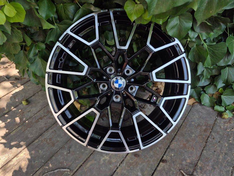 Диски на BMW R19 5x120 Різноширокі F30 F10 F01. Style 827М