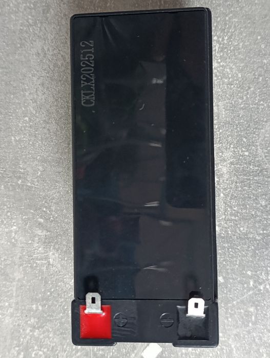 Акумуляторна батарея для оприскувачів 12v.8A/h.