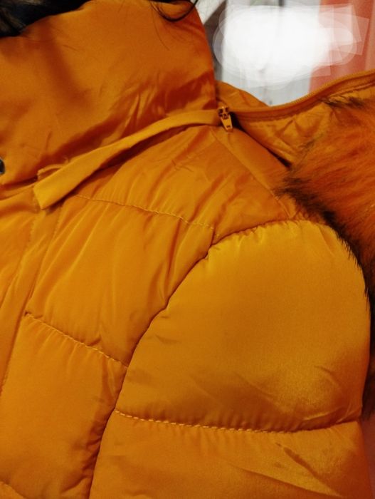 Курточка зимняя женская