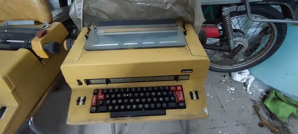 Máquinas de escrever