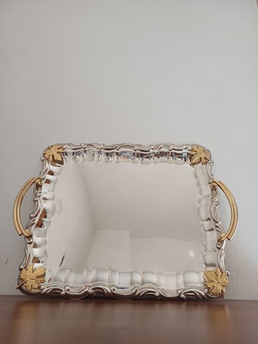 Шкатулка, світильник, піднос