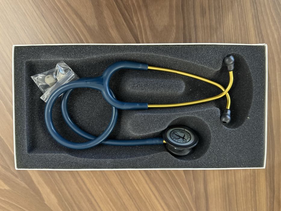 Estetoscopios Littmann e Gima