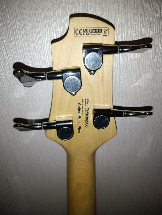 Бас-гітара Cort Action Bass Plus