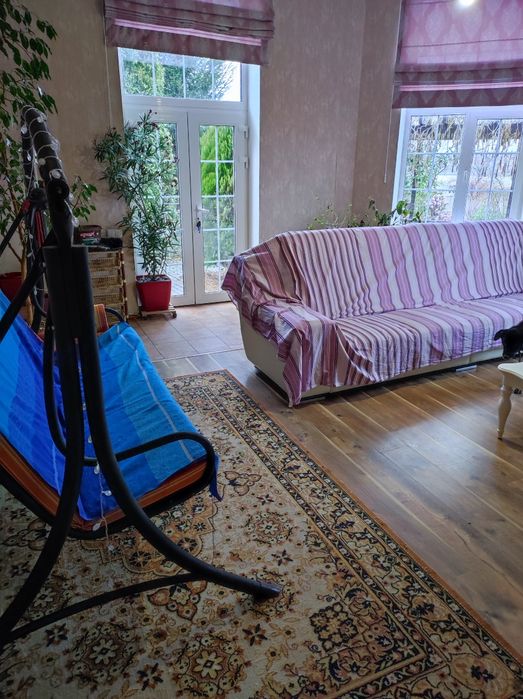 Продам просторий будинок 240 кв.м на ділянці 24 сот. у с. Любимівка