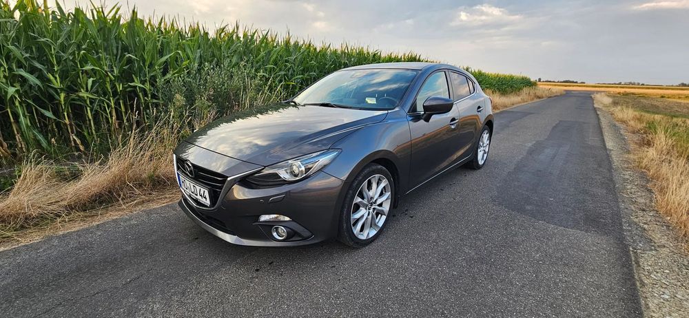 Mazda 3