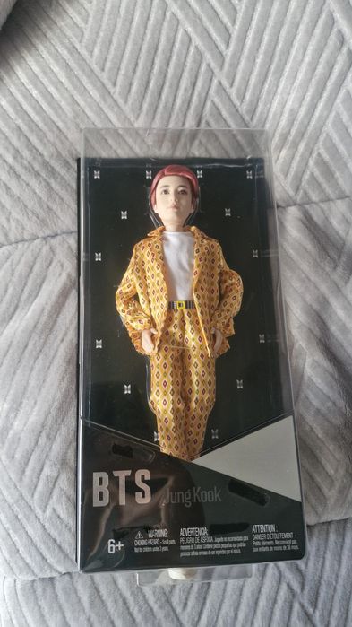Boneco colecionável  (BTS)