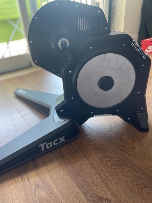Rolo de treino Tacx Flux S Smart